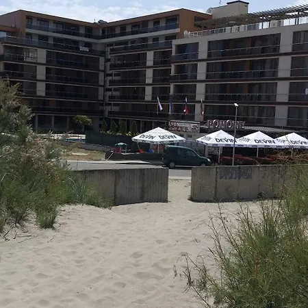 Apartmán Апартаменти В Поморие Плажен Комплекс
